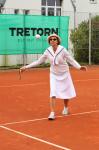 tenis v bílém