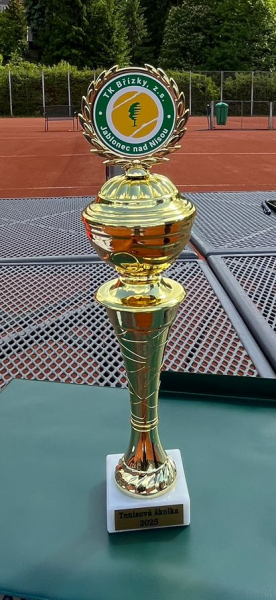 Tenis do školek